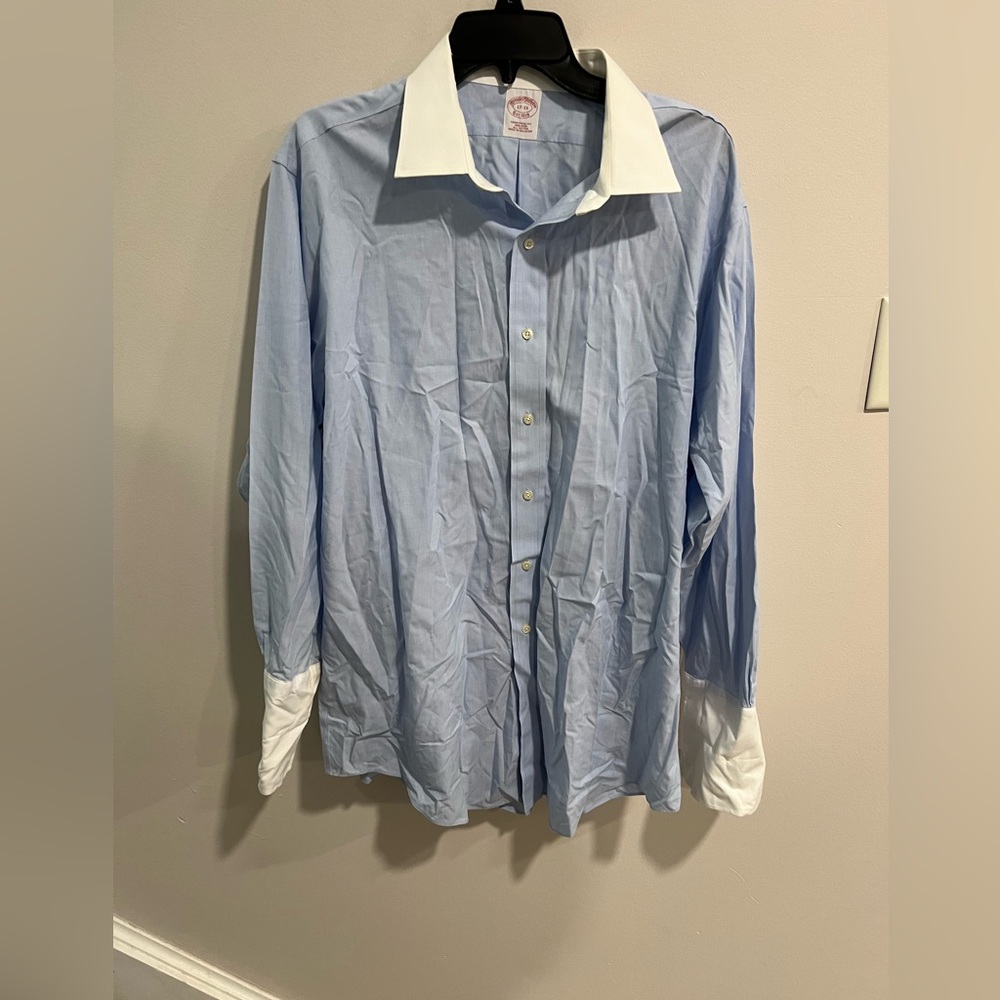 Brooks Brothers Button Up Dress Shirt